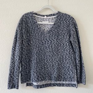 Lou & Grey | V-Neck Sweater
